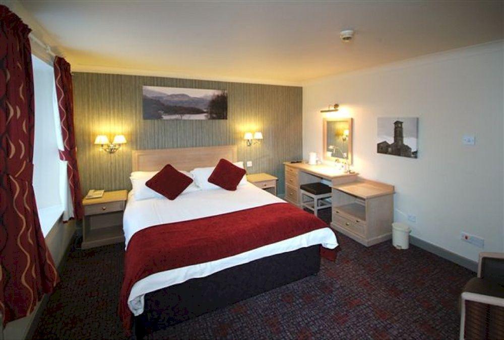 Ardencaple Hotel By Greene King Inns Helensburgh Esterno foto