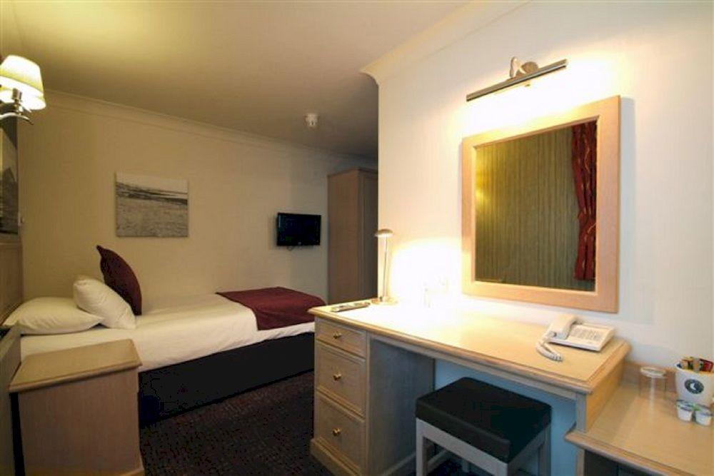 Ardencaple Hotel By Greene King Inns Helensburgh Esterno foto