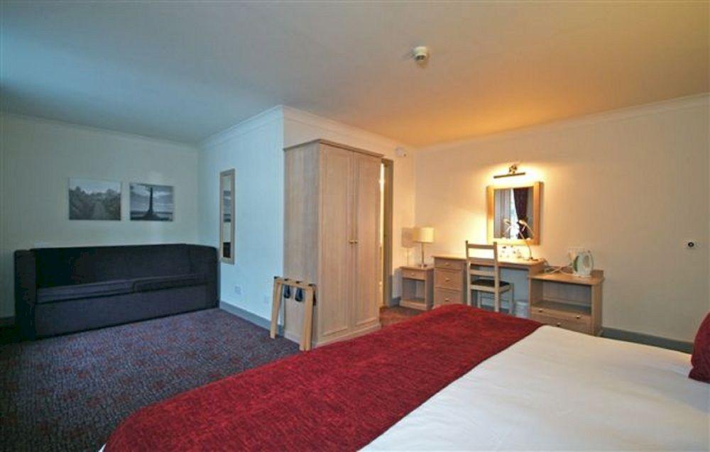Ardencaple Hotel By Greene King Inns Helensburgh Esterno foto