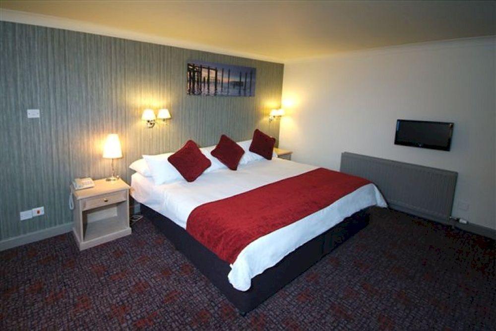 Ardencaple Hotel By Greene King Inns Helensburgh Esterno foto